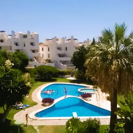 Iso Parveke Merenrannassa 102 Apartament