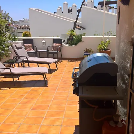 Apartment Iso Parveke Merenrannassa 102